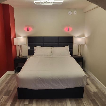 Waverly Red Fox Inn And Suites מראה חיצוני תמונה