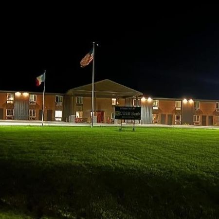 Waverly Red Fox Inn And Suites מראה חיצוני תמונה