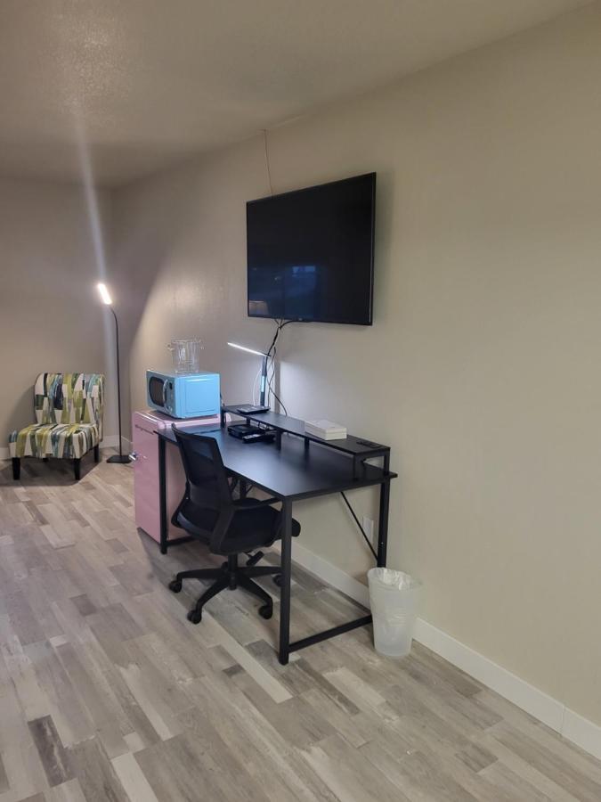 Waverly Red Fox Inn And Suites מראה חיצוני תמונה